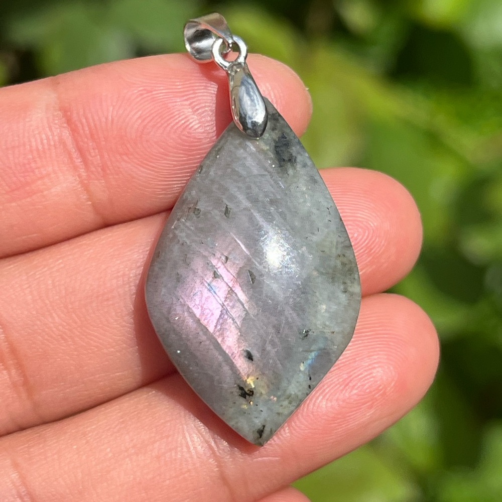 925 Silver plated pink labradorite pendant‎ 1693